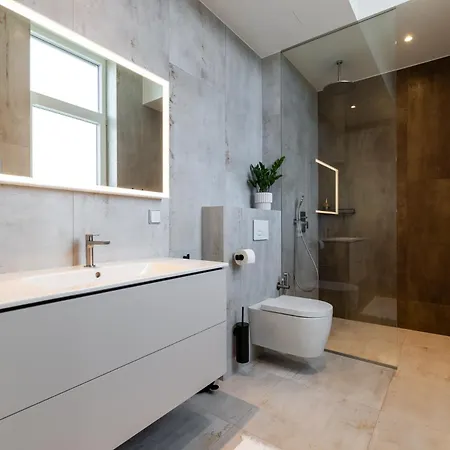 Apartamento Noblessner Seaview Penthouse Talin